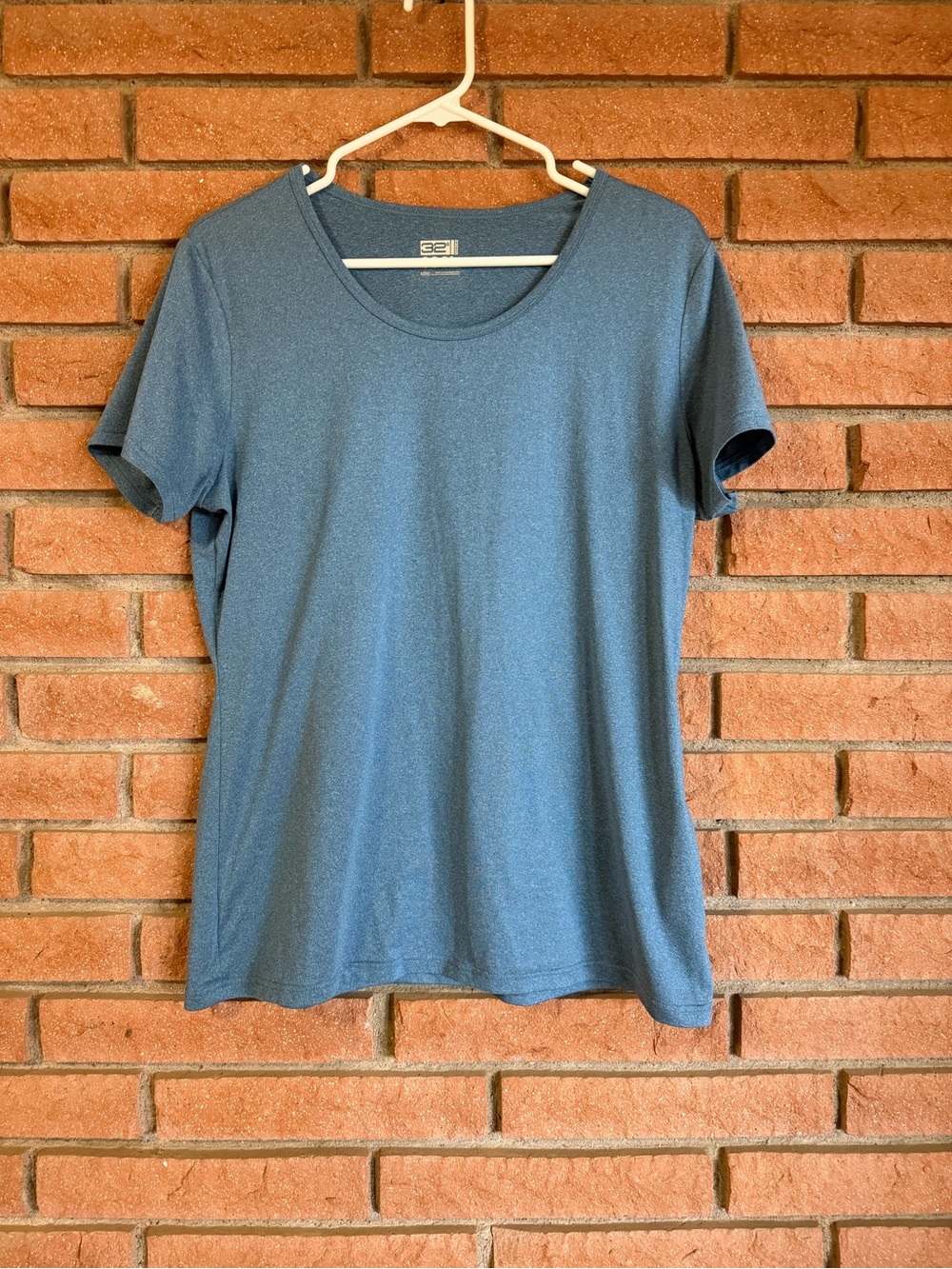 Blue Women's 32 degree cool workout shirt